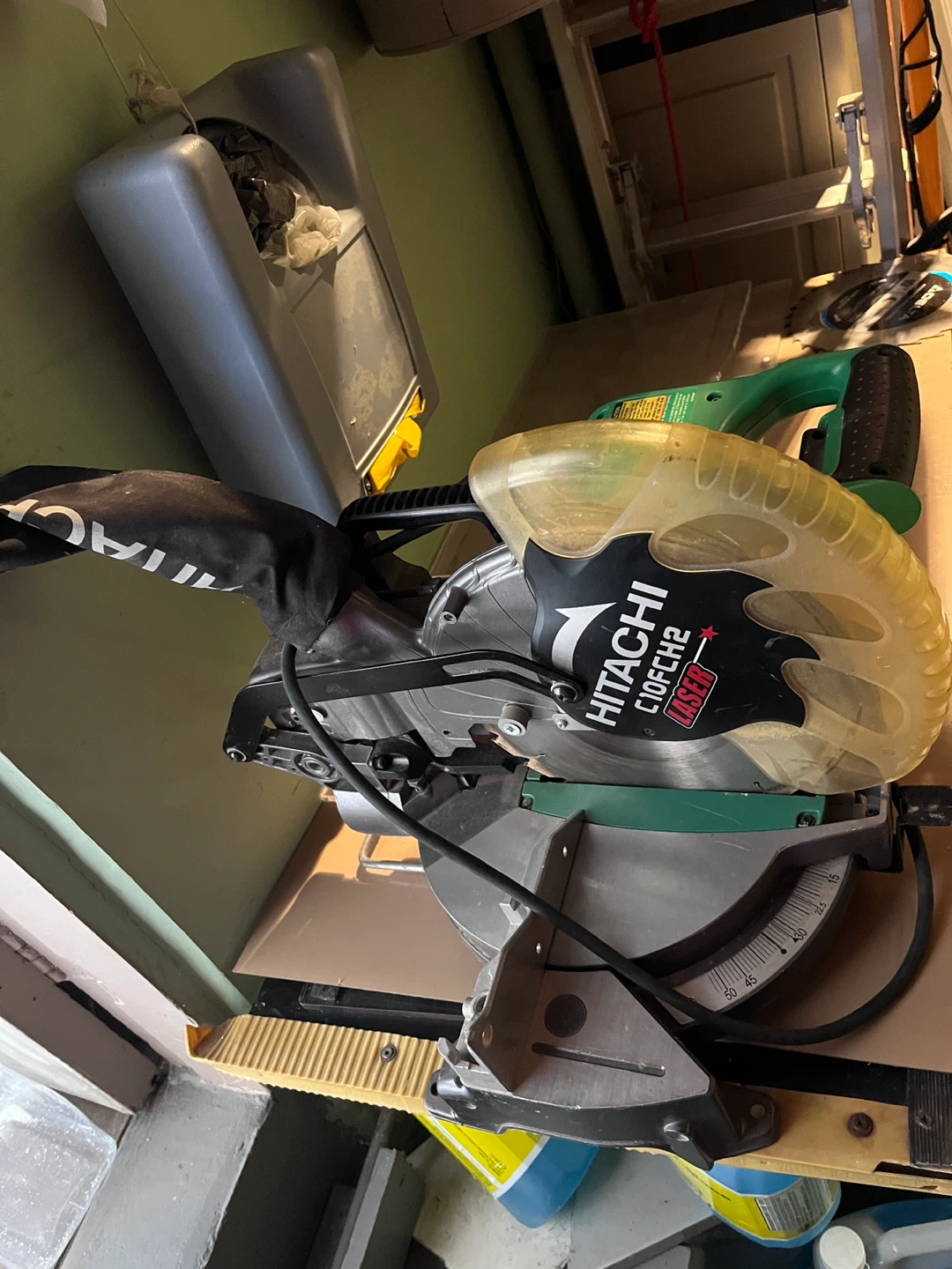 Hitachi C10FCH2 10" Compound Miter Saw with Laser