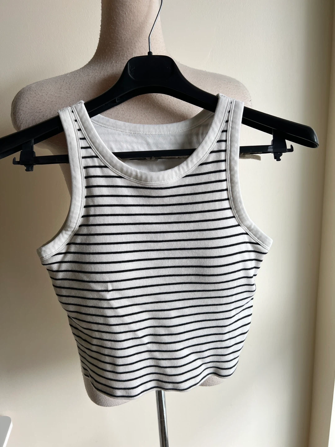 UNIQLO Striped Ribbed Tank Top