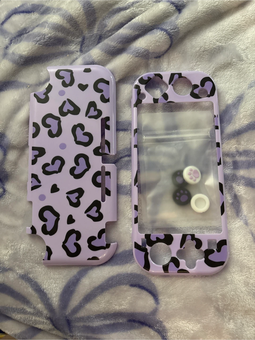 Purple Leopard Print Nintendo Switch Lite Case & Thumb Grips