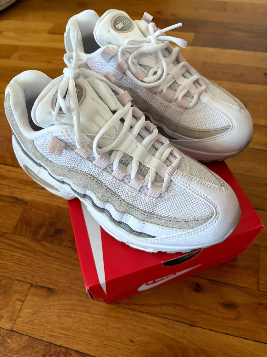 Nike Air Max 95 SE Women's Shoes