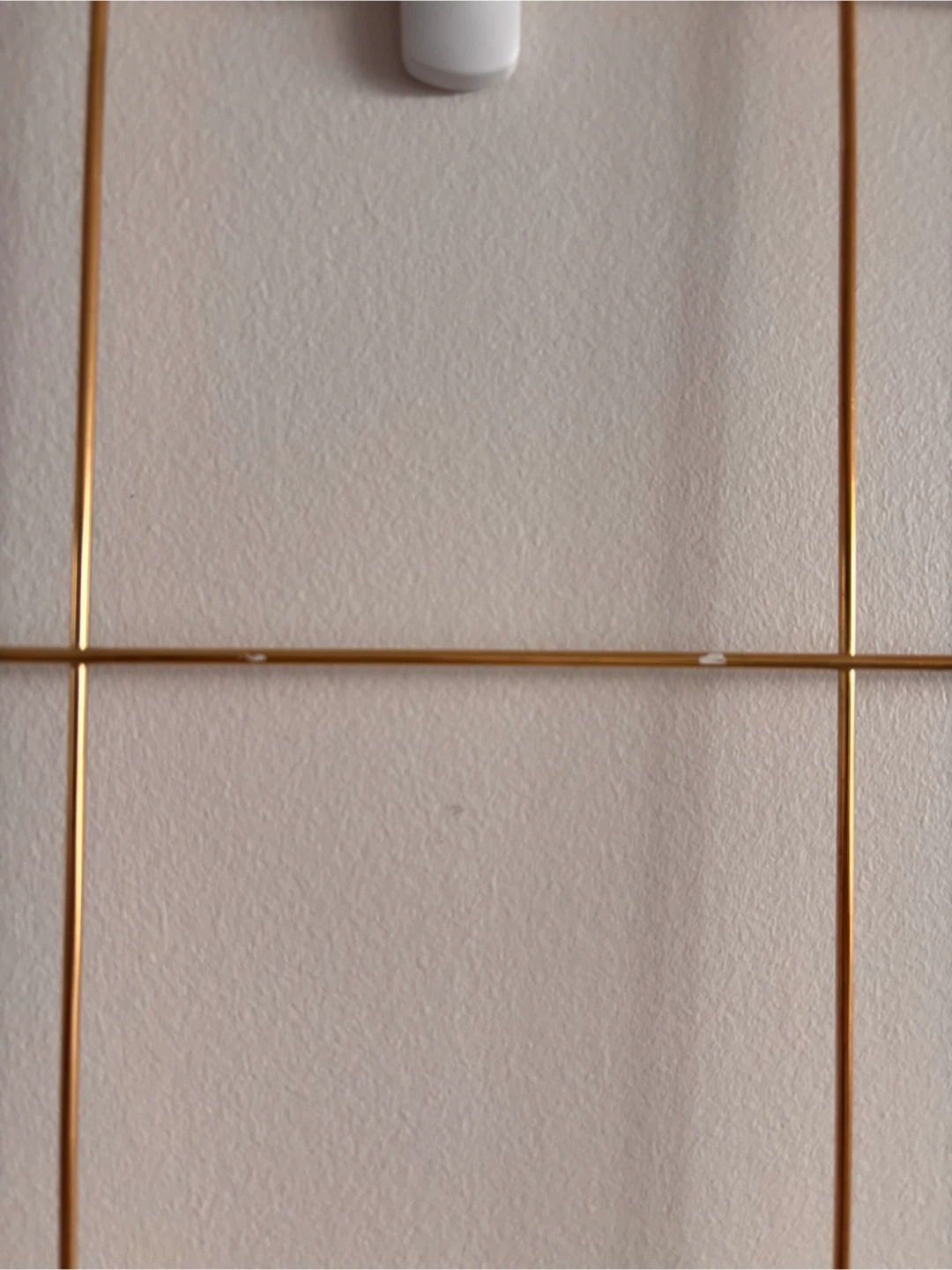 Gold Metal Wall Grid with Hooks - photo 2