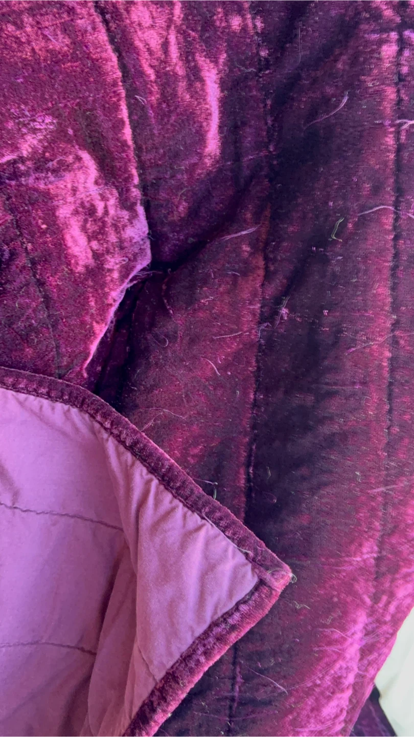 Velvet Quilted Throw Blanket - photo 2