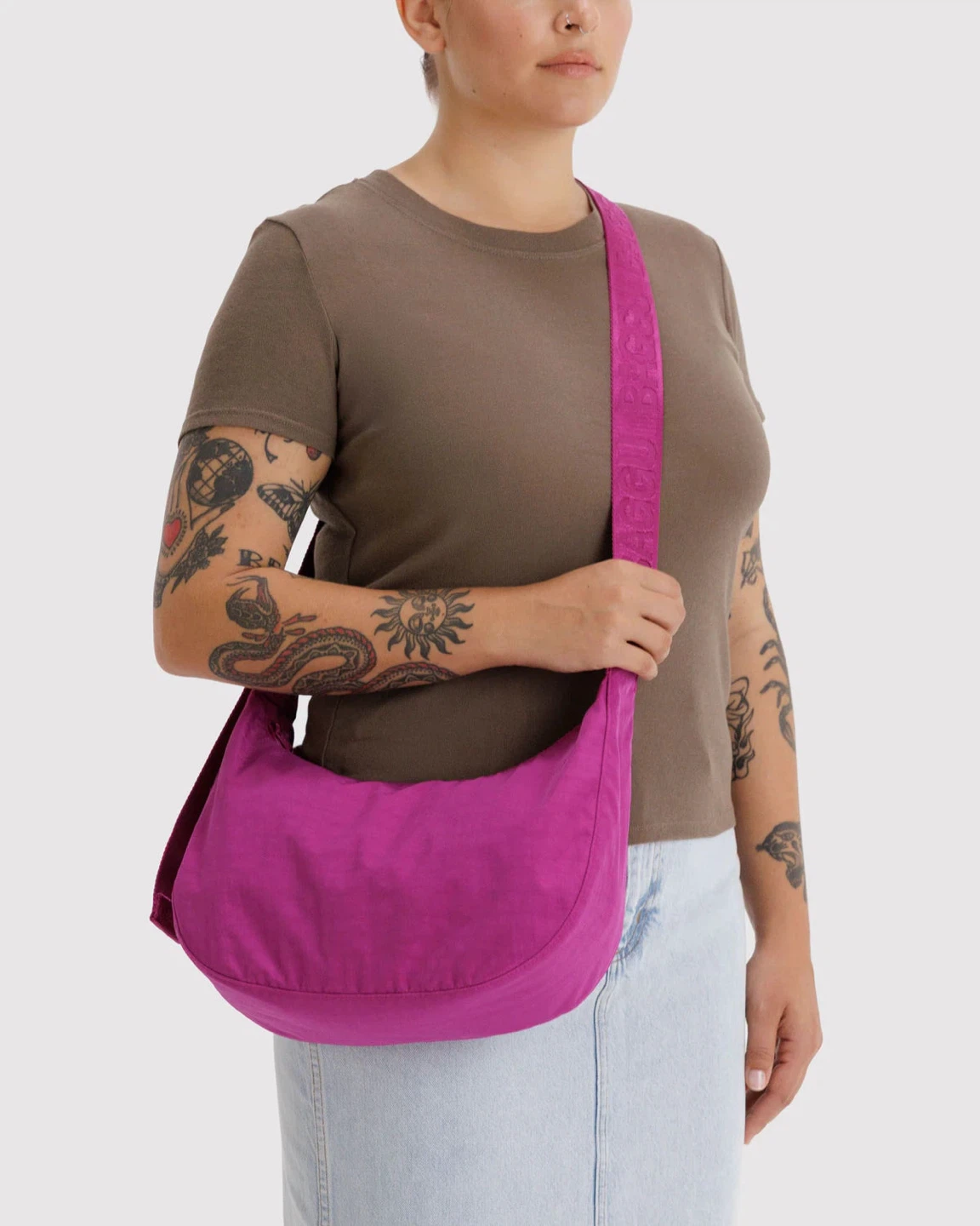 BAGGU Med Crescent Bag Fuchsia NEW with tags - photo 4