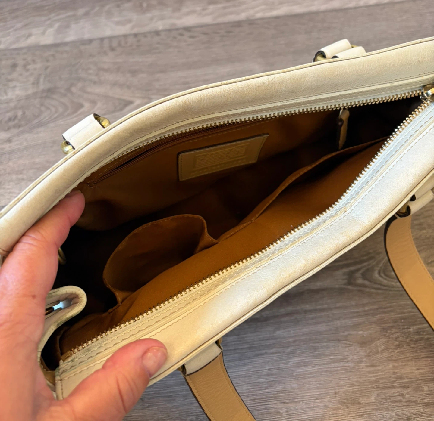 Coach Leather Handbag - photo 3