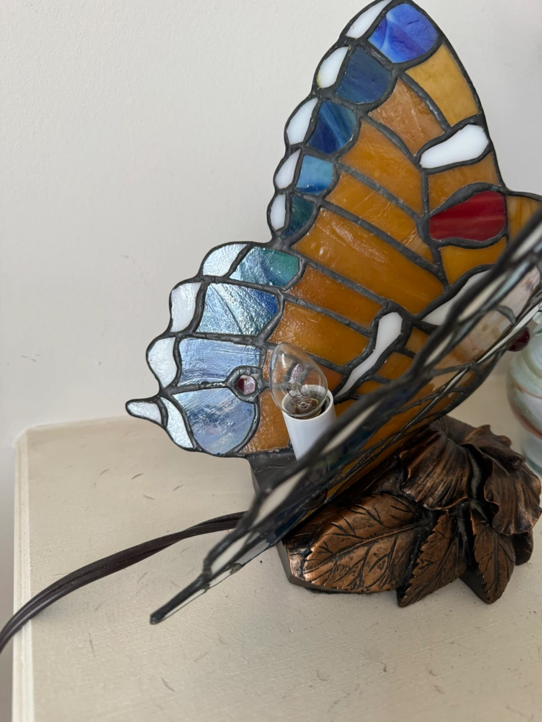 Tiffany Stained Glass Butterfly Lamp - photo 2