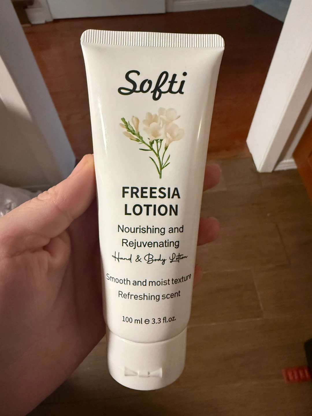 Softi Freesia Hand & Body Lotion 100ml