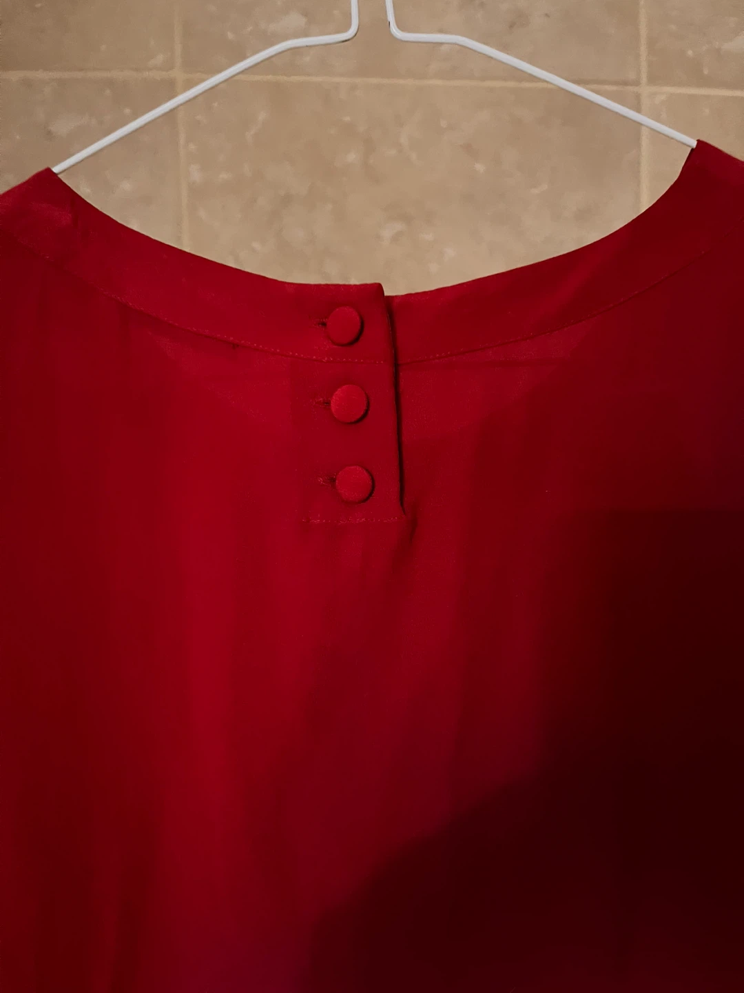 Silk Red sleeveless top with button detail - photo 2