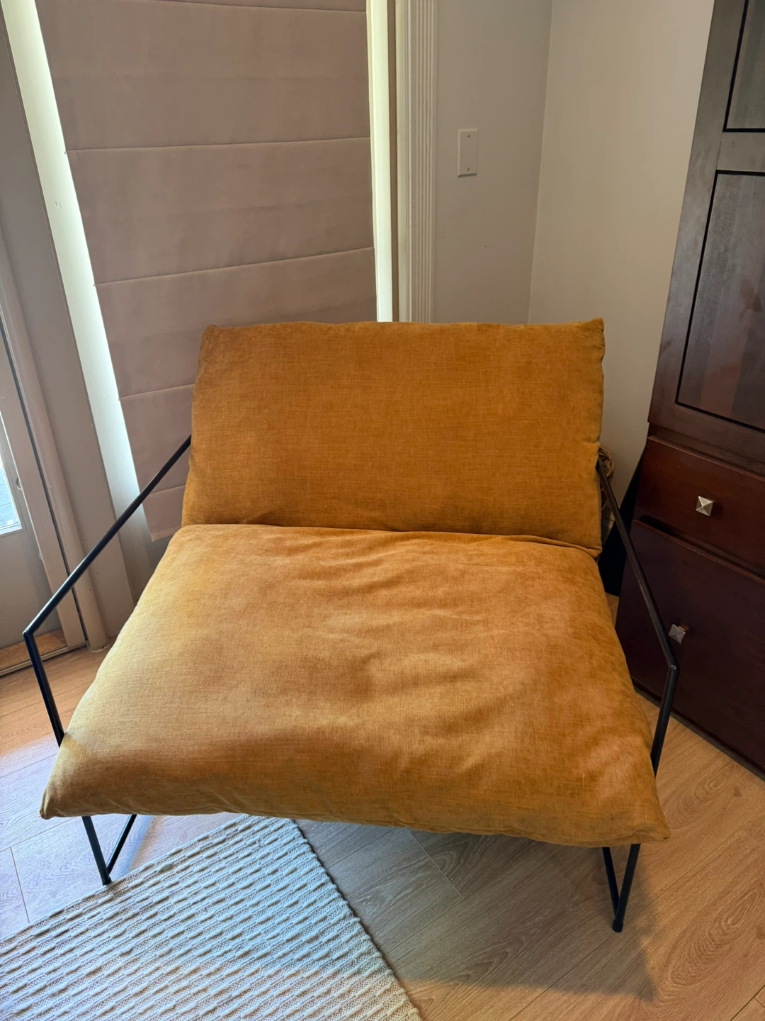 Mustard lounge chair - photo 3