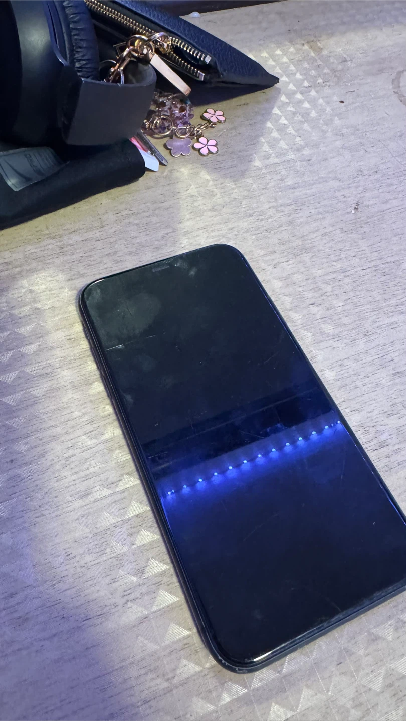 iPhone 11 64GB Black – Unlocked – Fully Working - photo 2