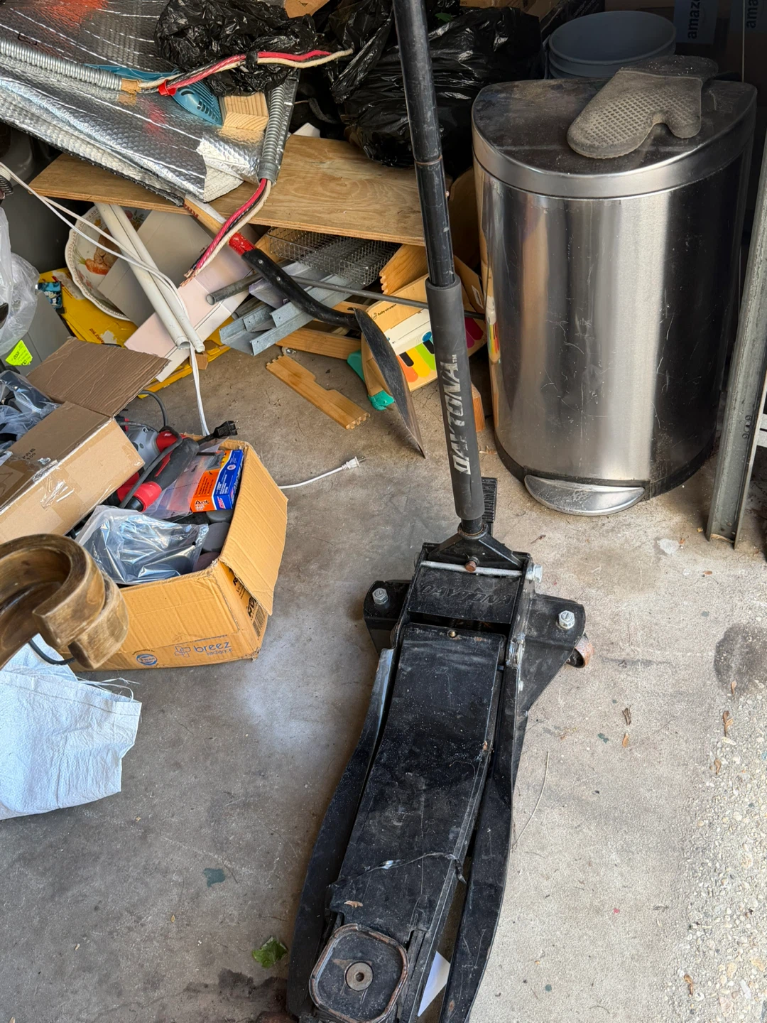 Daytona 3 Ton Long Reach Heavy Duty Floor Jack - photo 4