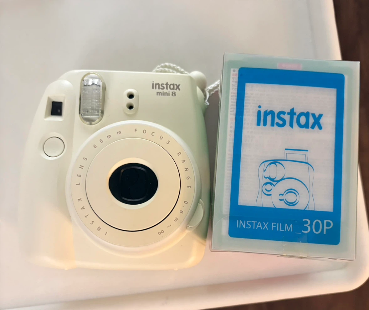 Fujifilm Instax Mini 8 Instant Camera - White