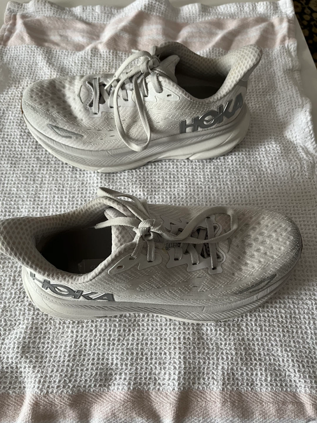 Hoka Clifton 9 Running Shoes - photo 2
