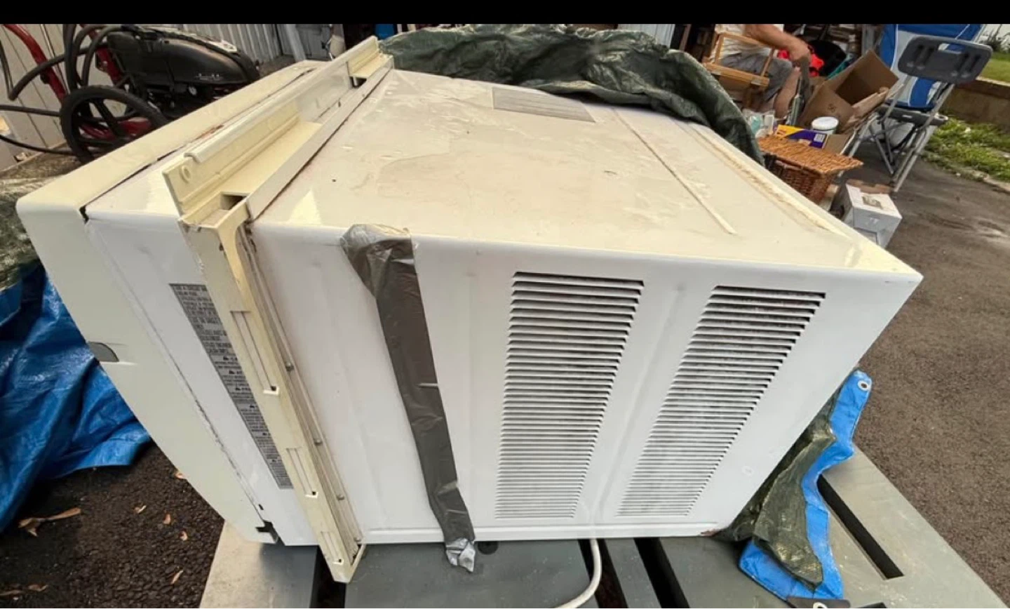 LG Window Air Conditioner LW1814ER - photo 3