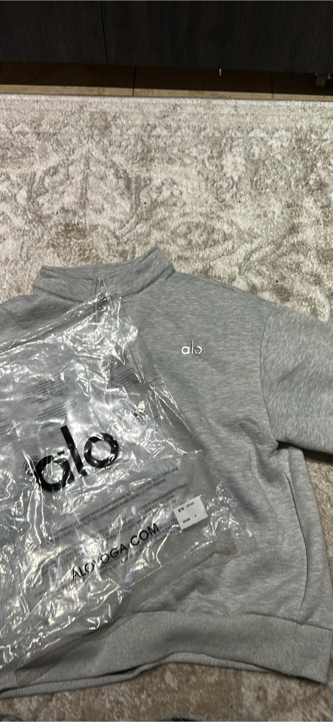 Alo Grey Sweatshirt