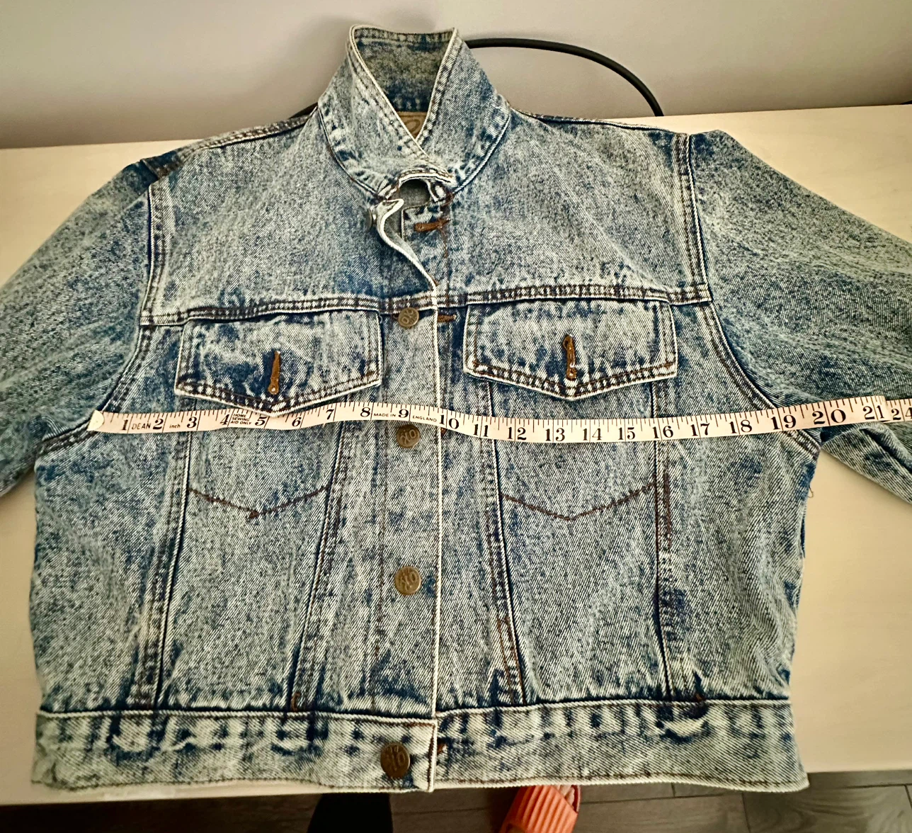 Vintage Acid Wash Denim Ladies Jacket - photo 3