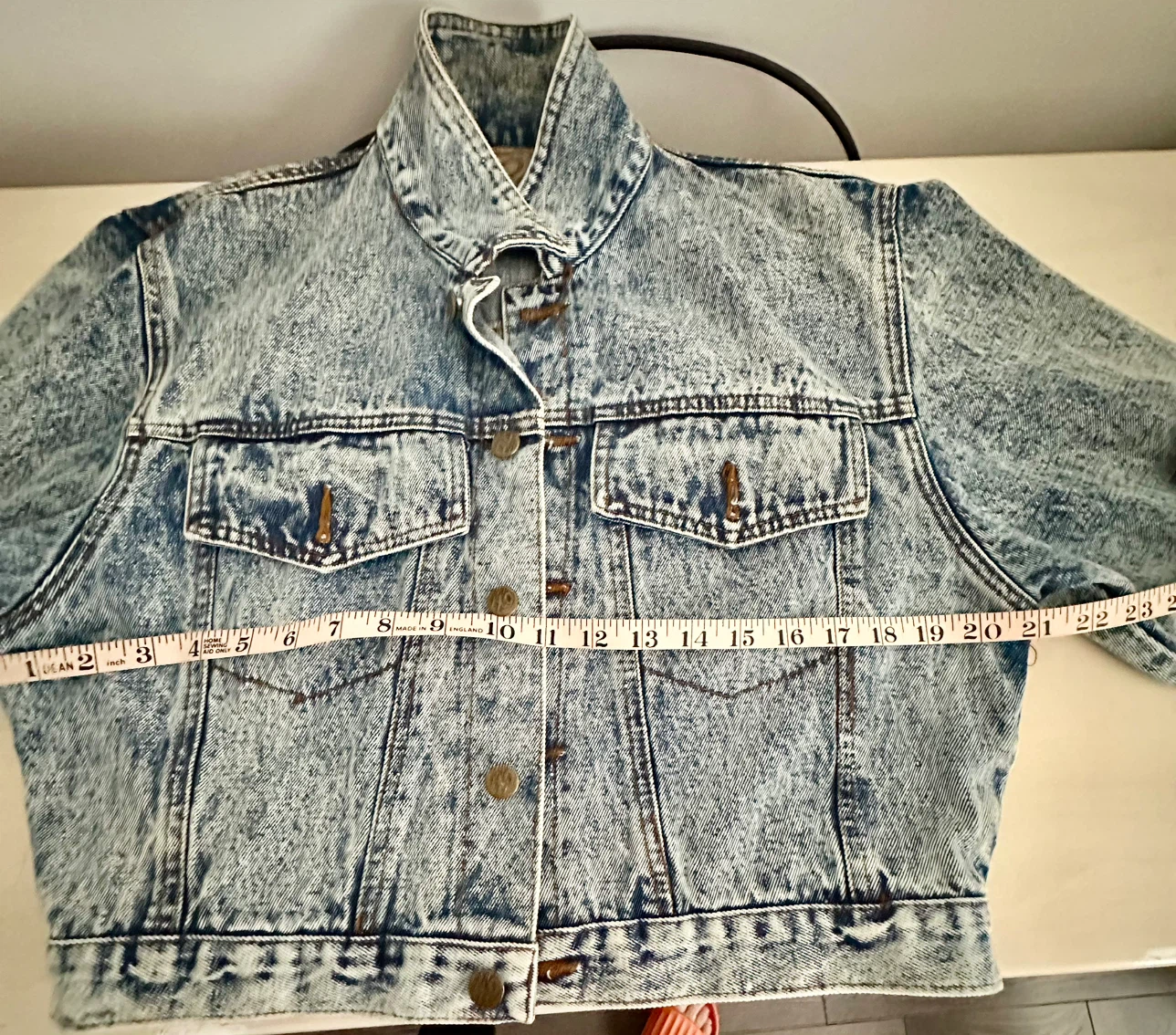 Vintage Acid Wash Denim Ladies Jacket - photo 4