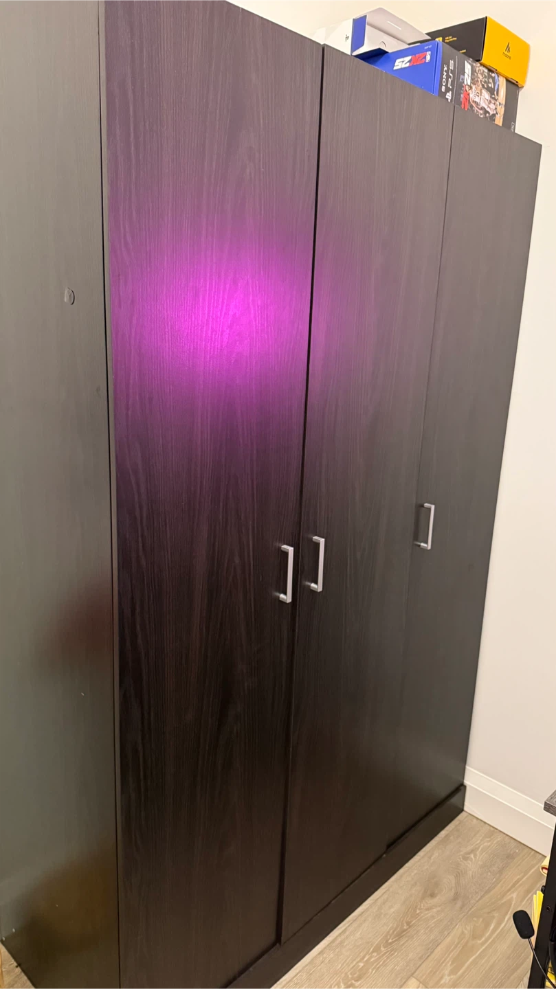 Dark Brown Wardrobe with 3 Doors - photo 2