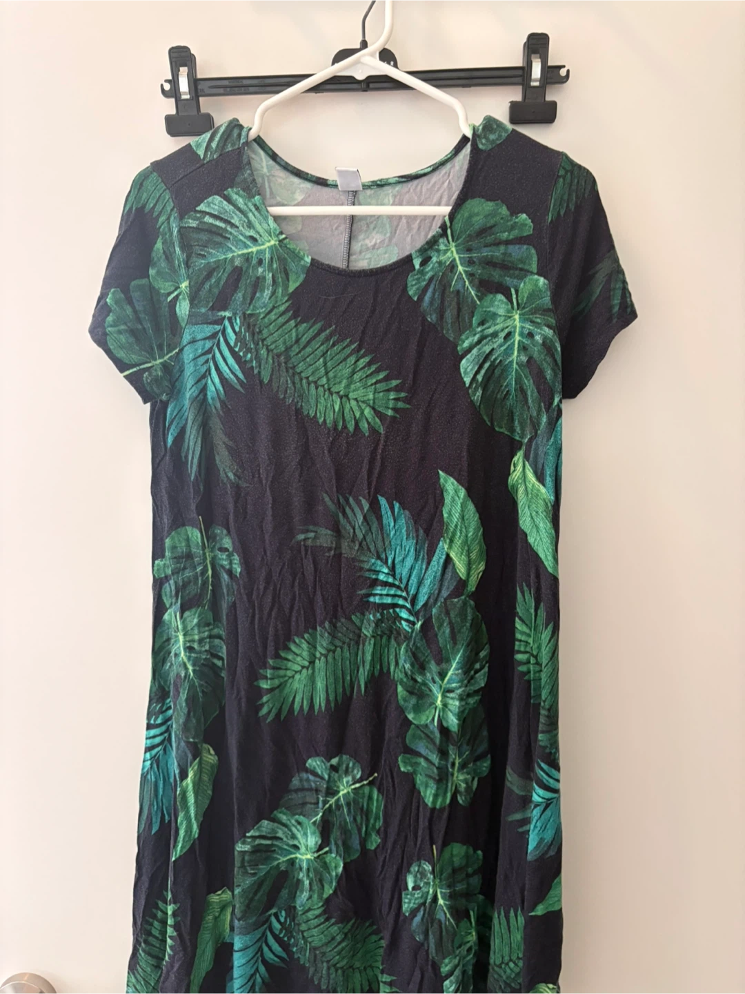 Old Navy Tropical Leaf Print Dress Size M