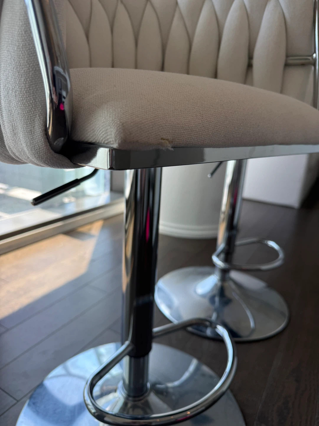 Set of 2 White Bar Stools - photo 3
