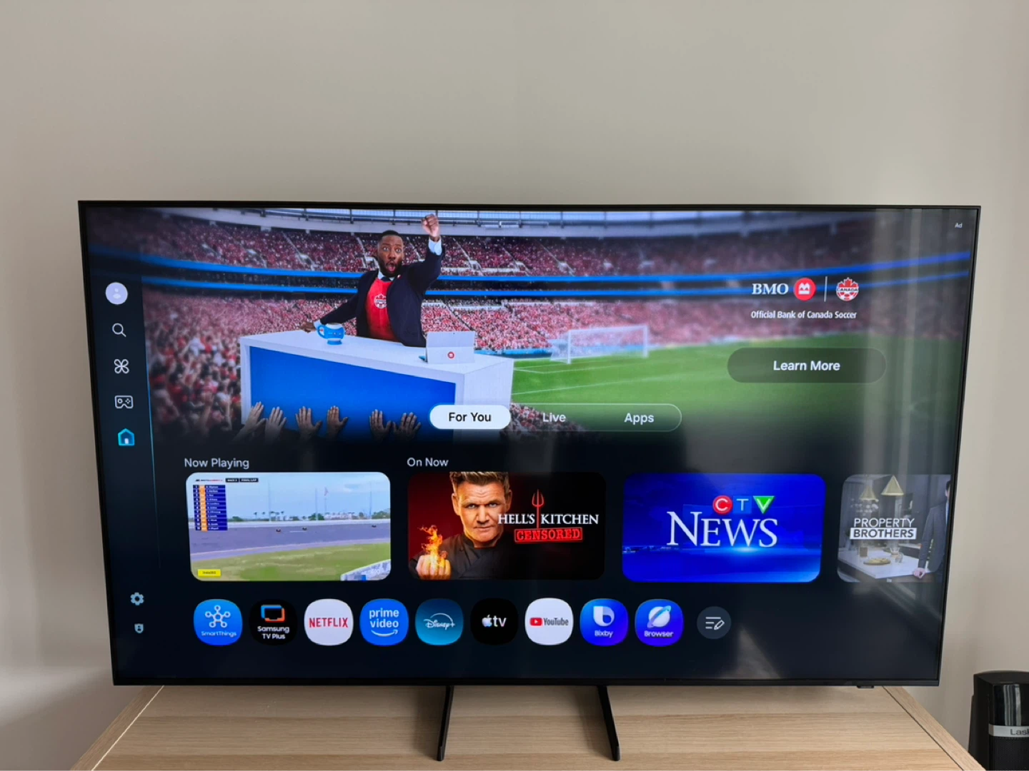 📺 Samsung 65” Smart TV