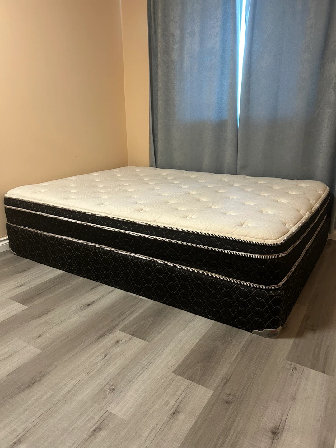 Queen Size Mattress Set