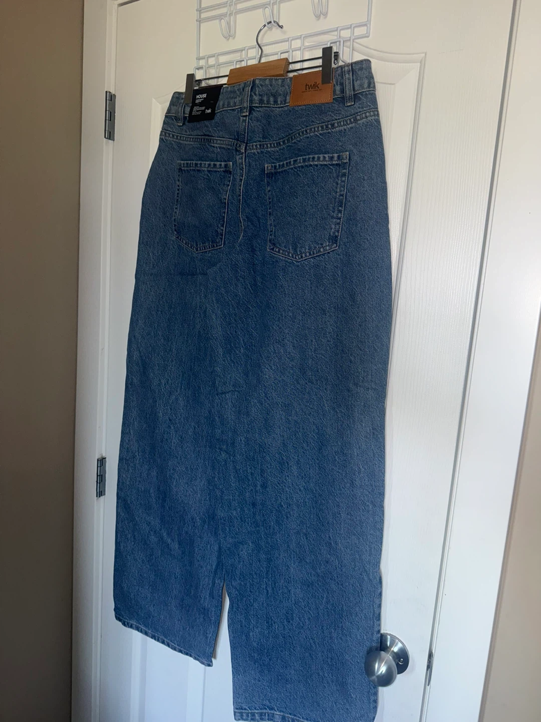 NEW Twik Jeans Size 27 - Simons - photo 2