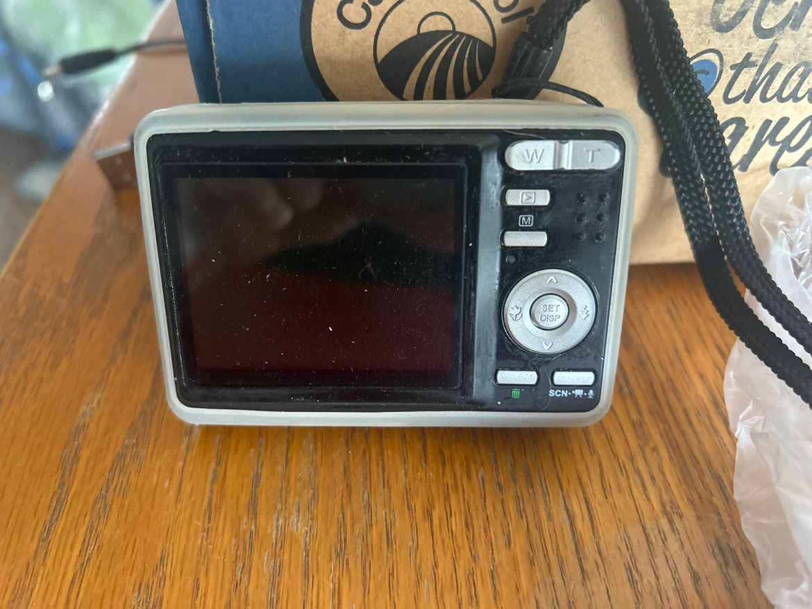 Polaroid i531 5.0 Megapixel Digital Camera with Software - photo 2