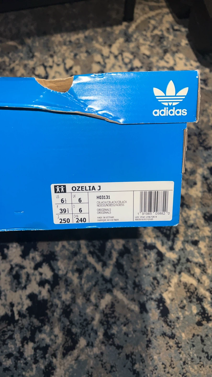 Adidas Ozelia J Black Sneakers Size 6 youth