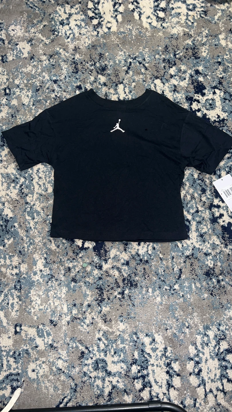 Jordan Girls Black T-Shirt - photo 2