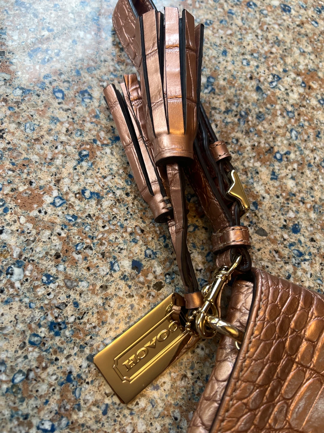 COACH Rose Gold Embossed Leather Clutch Wristlet - photo 4
