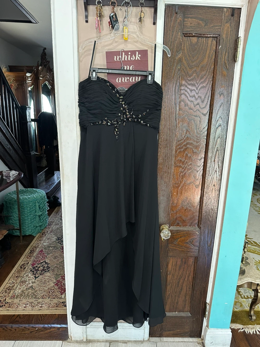 Elegant Black Beaded Chiffon Maxi Gown with Sheer Shawl - photo 3