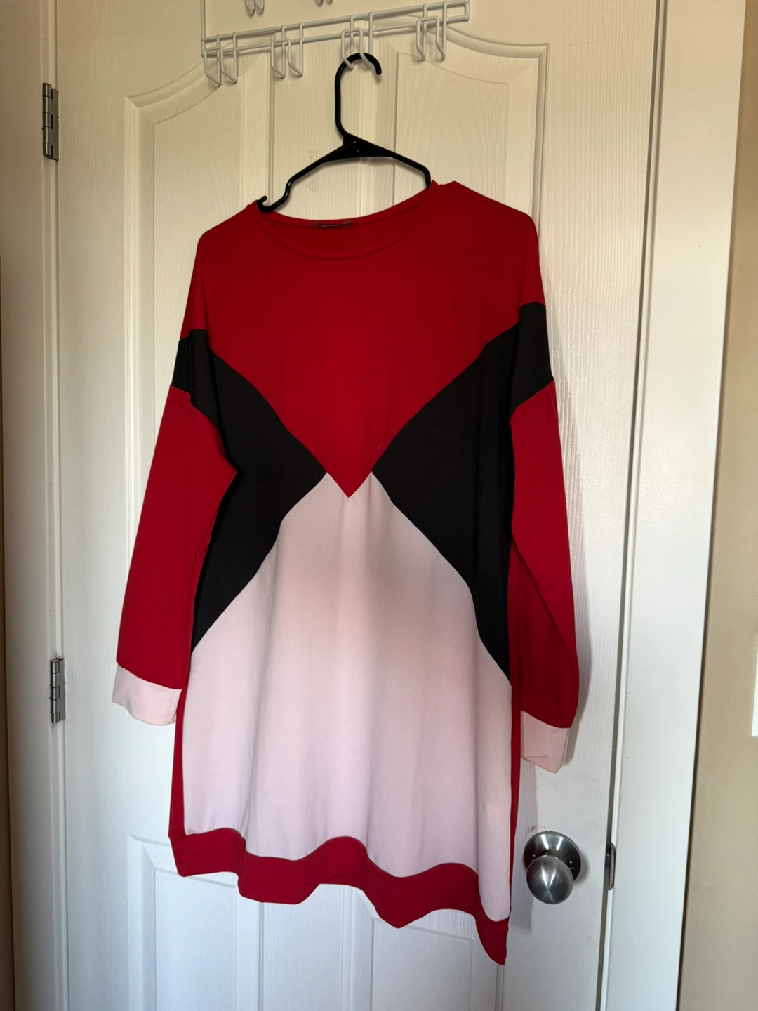 Colourblock Crew Neck Top and Pants Set - photo 2