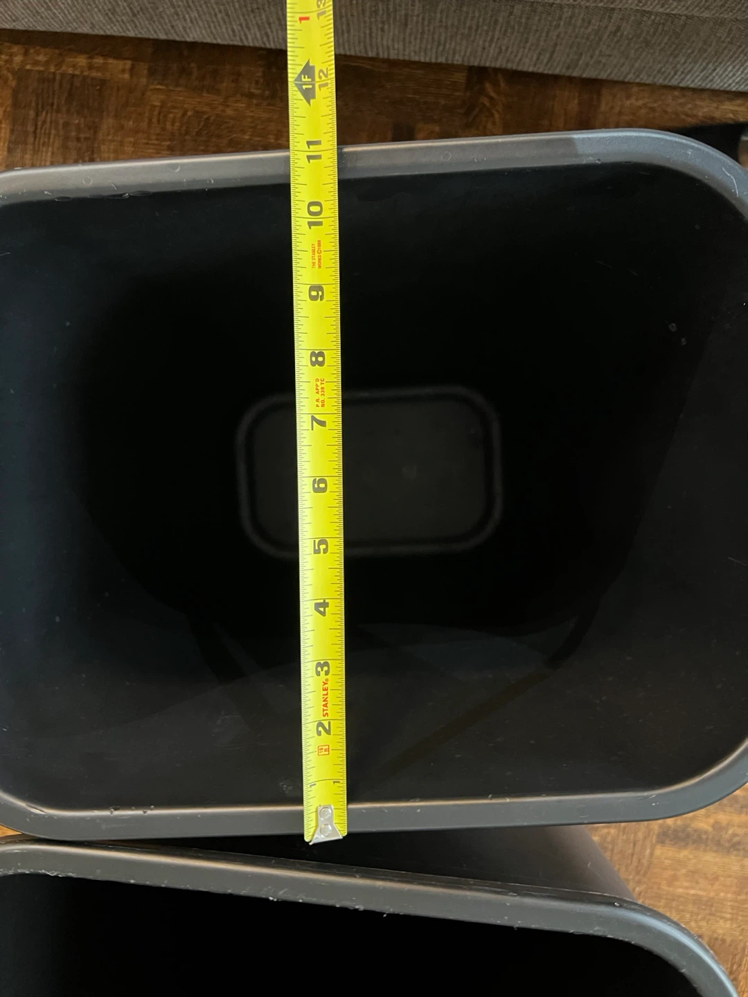 Set of 2 Black Plastic Trash Cans - photo 4