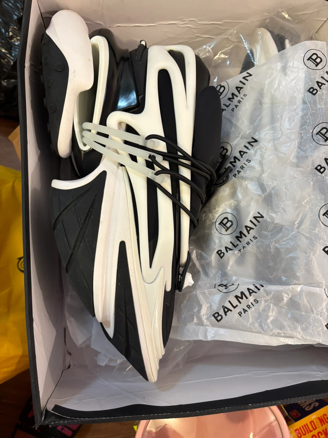 Balmain Unicorn Low-Top Sneakers - photo 2