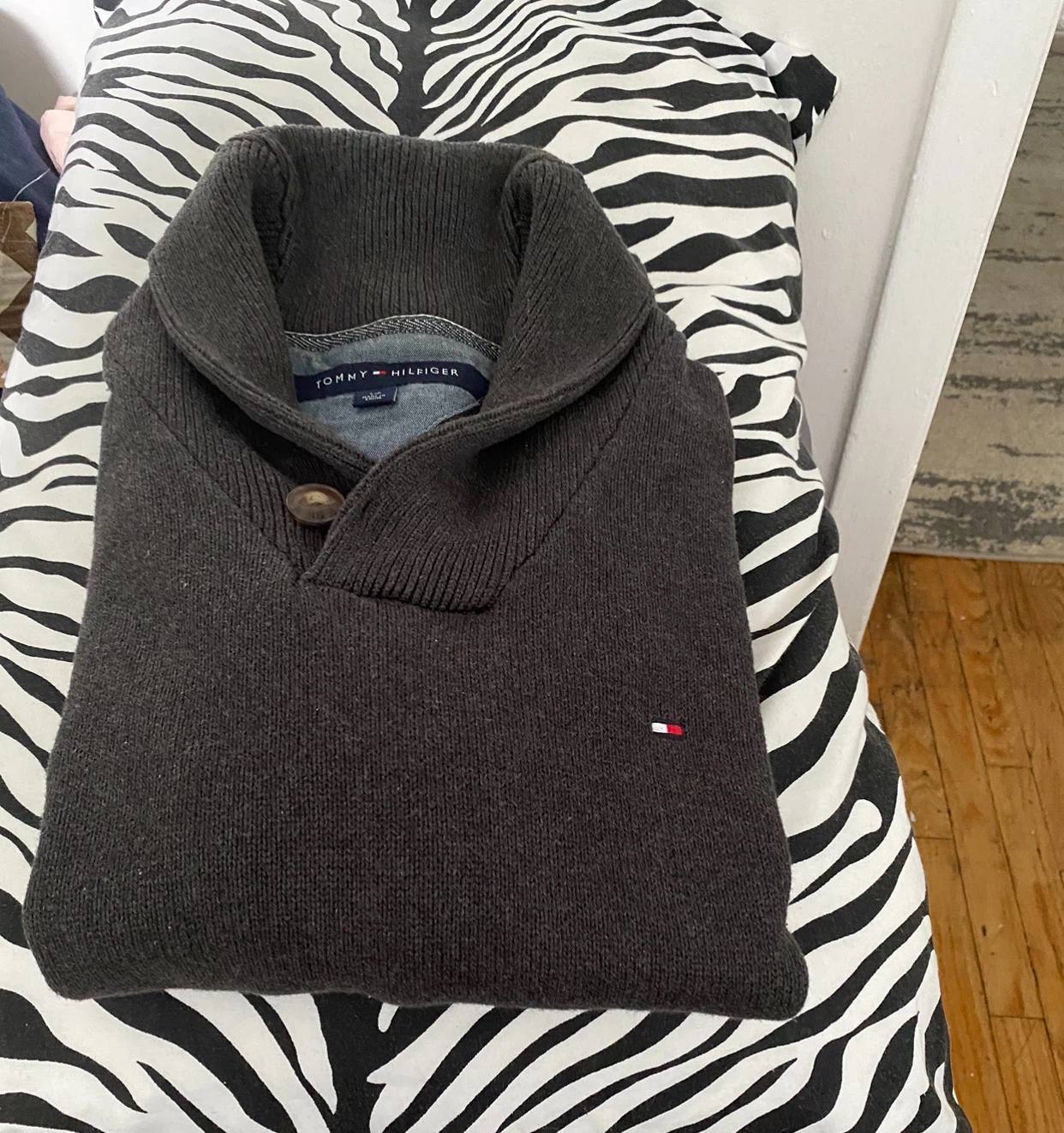 Tommy Hilfiger Men's Shawl Collar Sweater - photo 2
