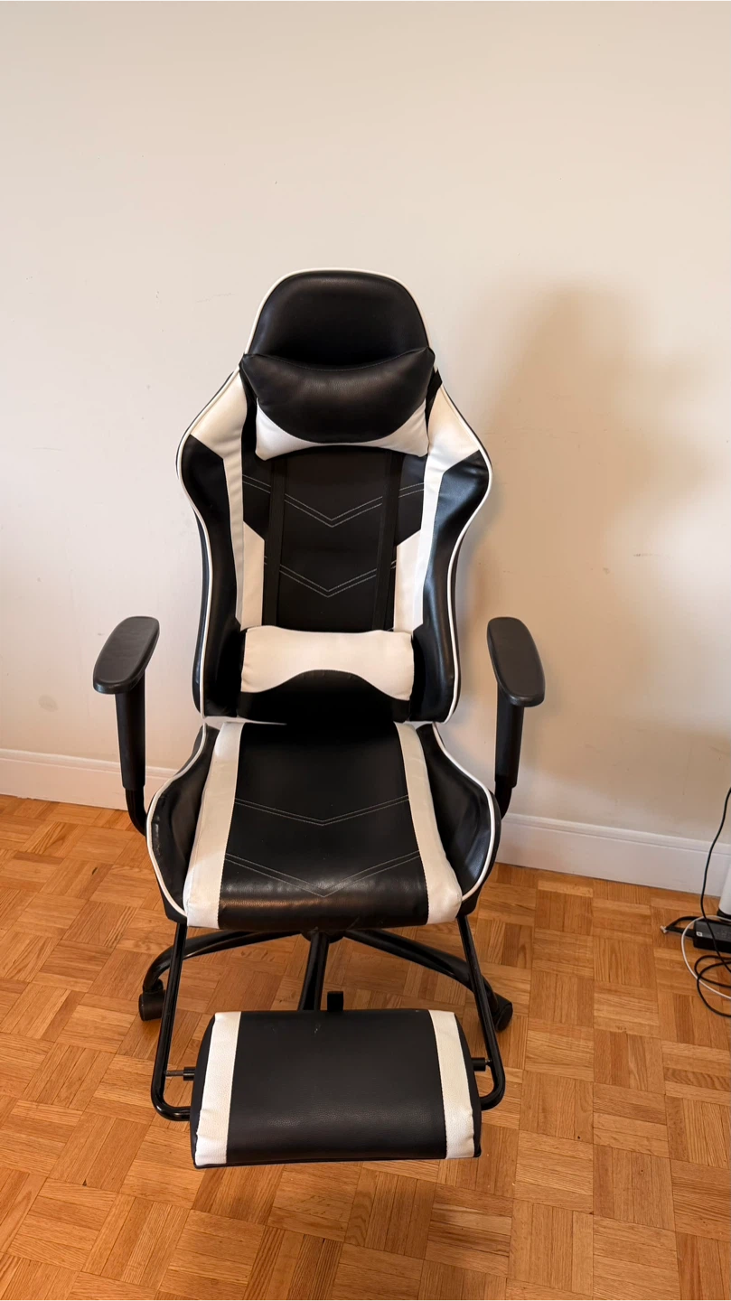 Black and White Gaming Chair with Footrest - photo 2