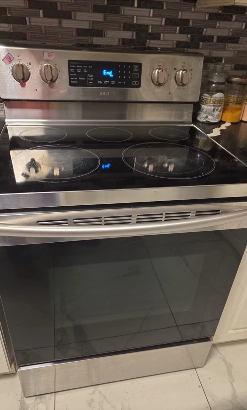 Samsung Electric Range - photo 2