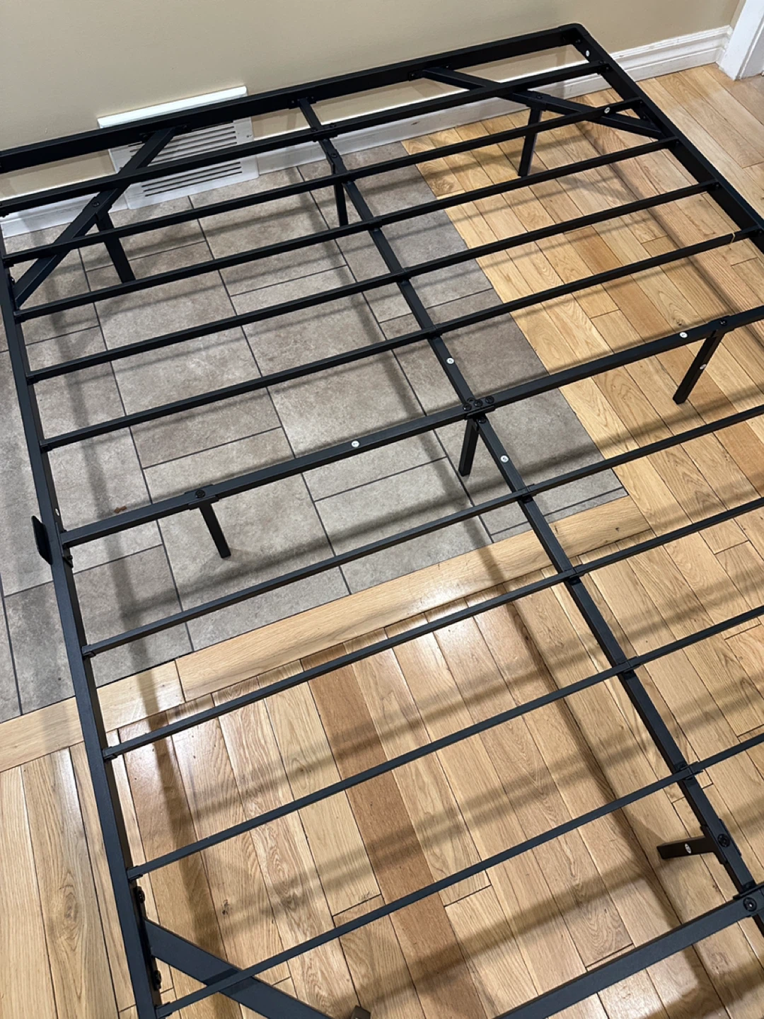 Queen Size Heavy-Duty Platform Bed Frame (CAN DELIVER) - photo 5