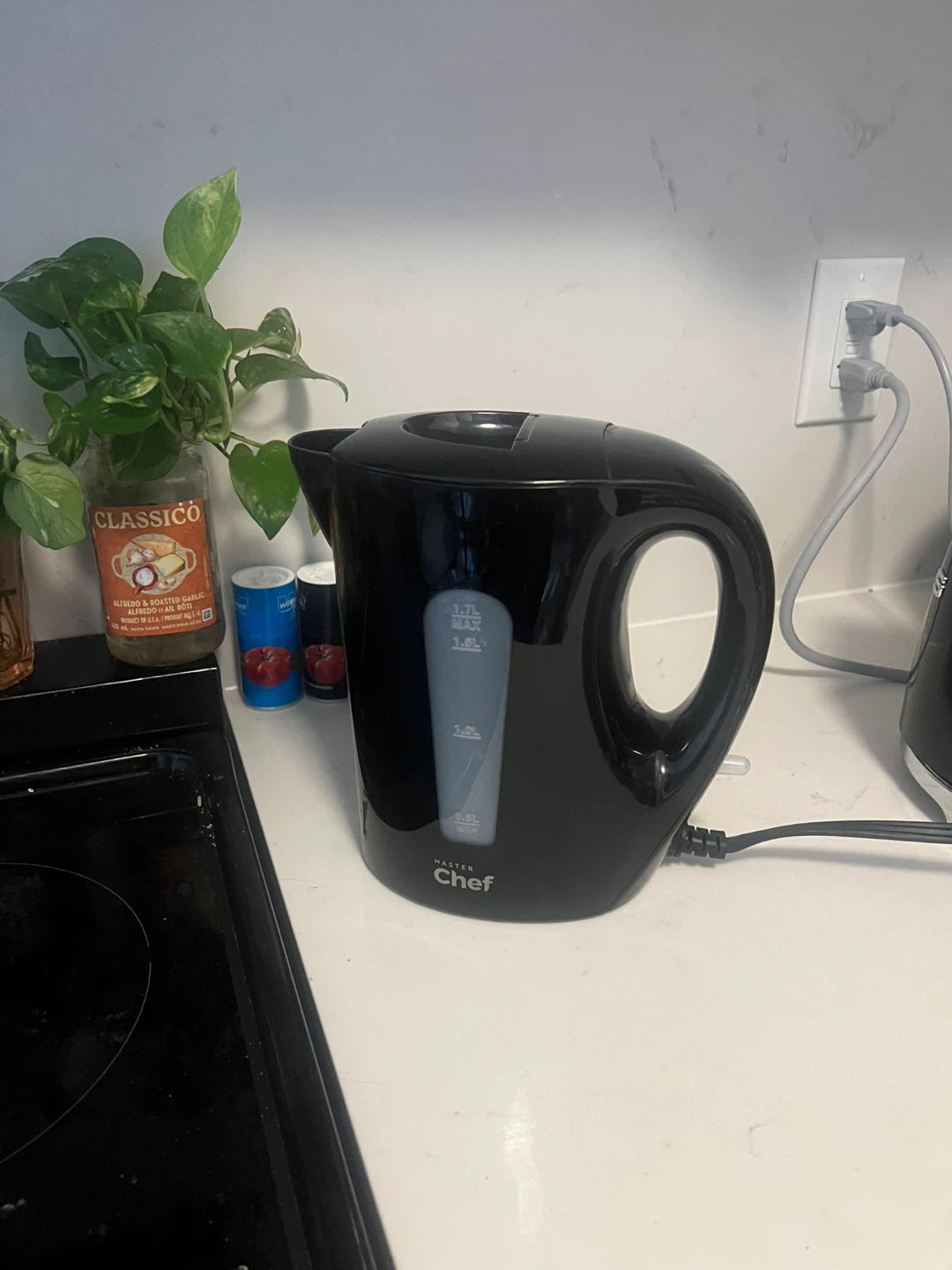 Master Chef Black Electric Kettle corded