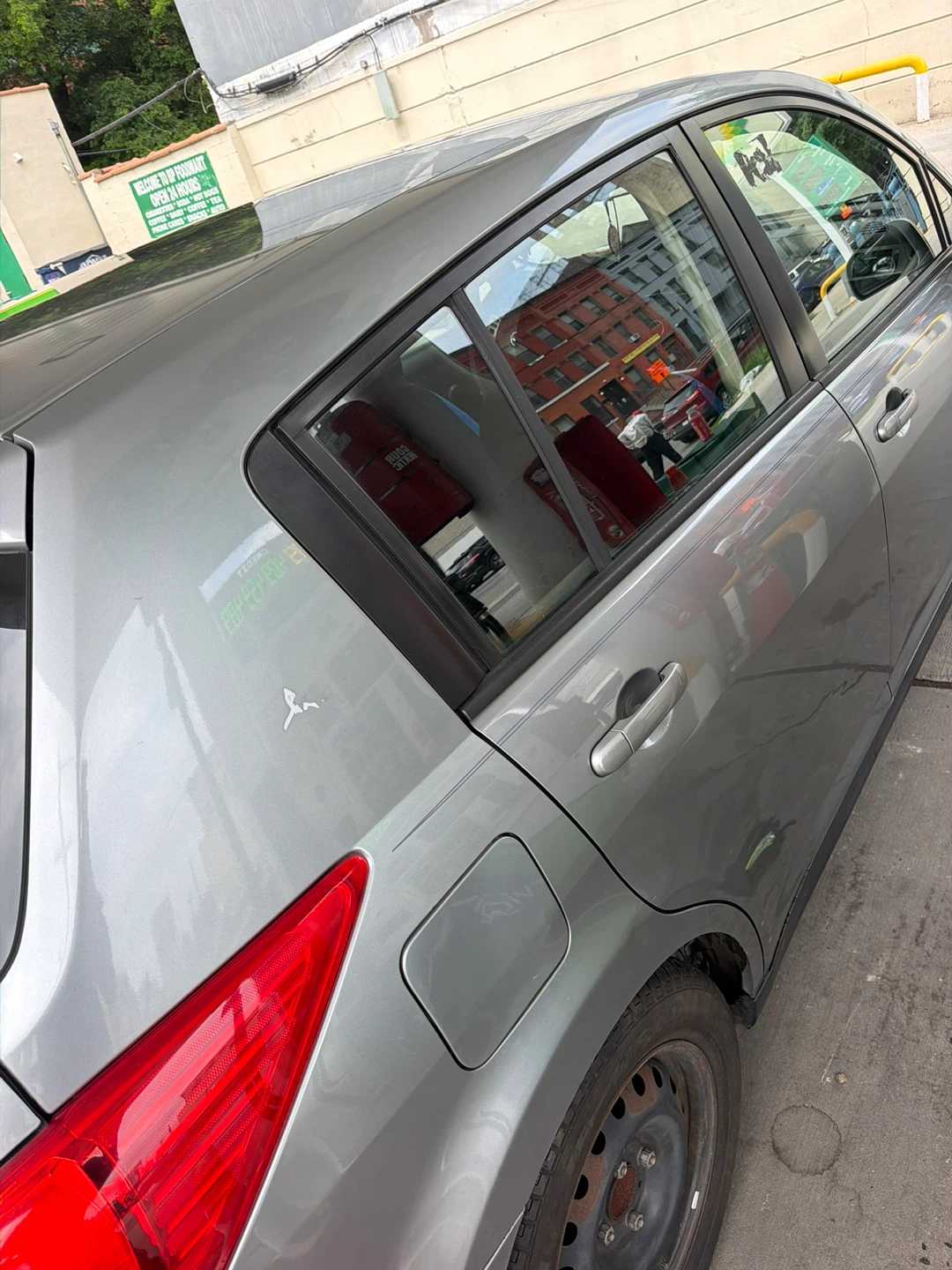 Nissan Versa SV - photo 4
