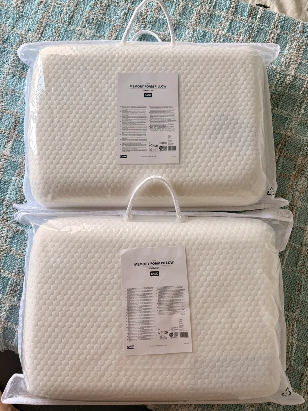 Riska - Memory Foam Pillow - Brand new! - photo 2