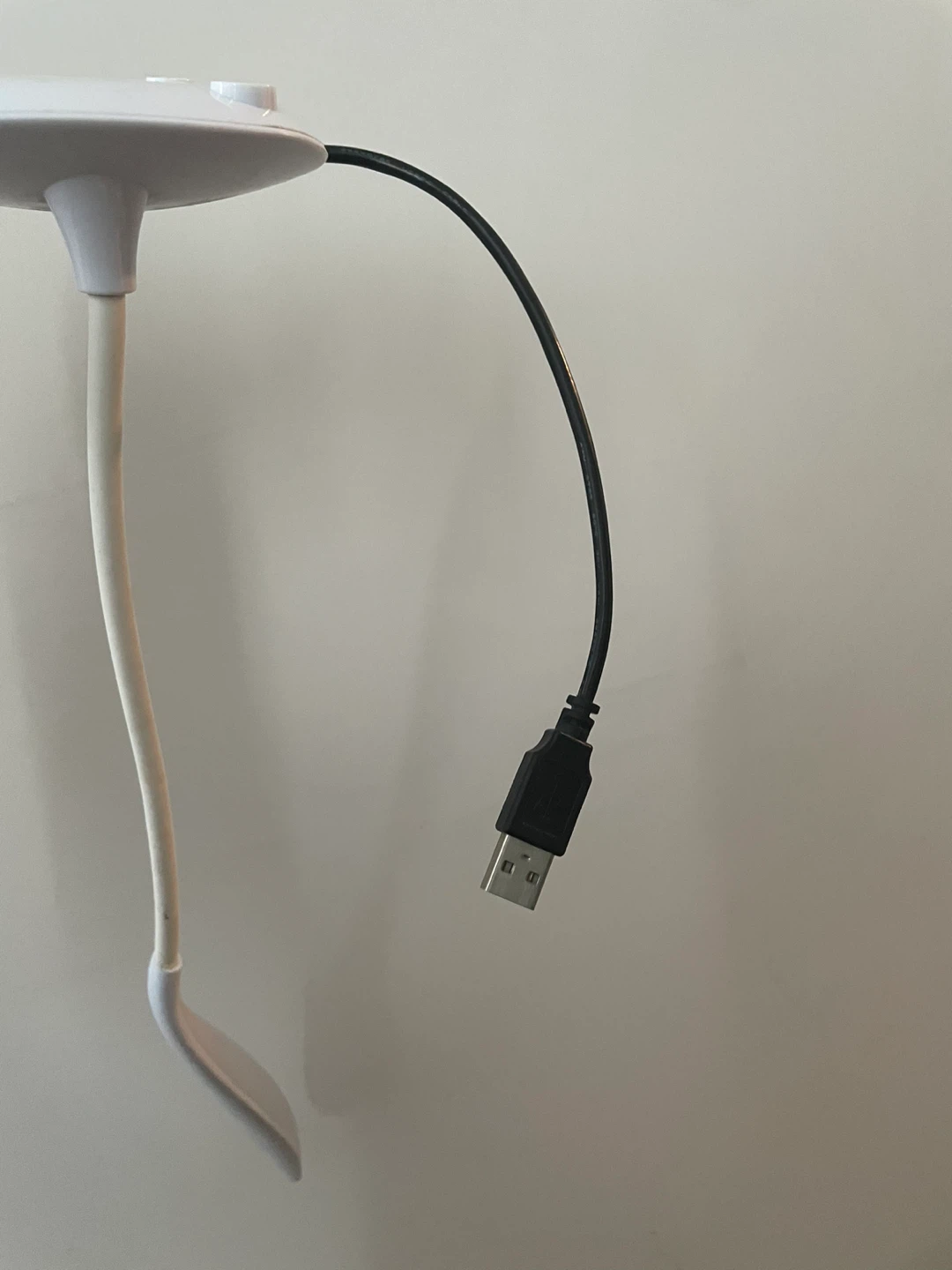 3 modes USB and battery built in Desk Lamp - photo 4