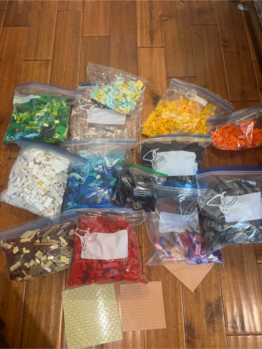 LEGO Table and Building Blocks Assortment - photo 4