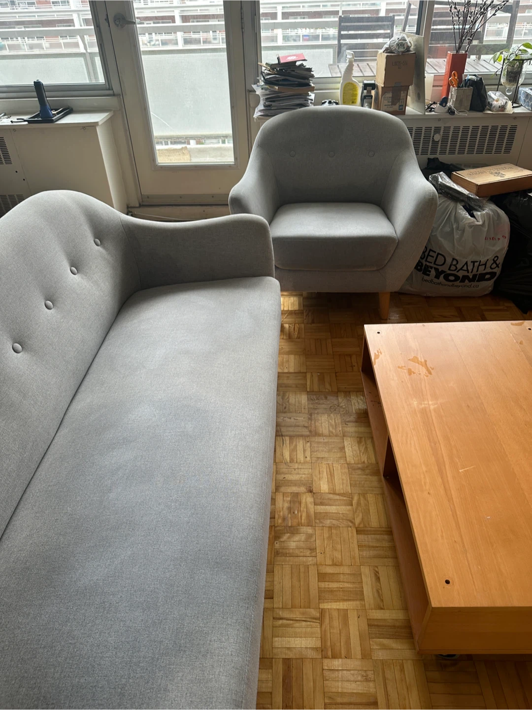 Couch set