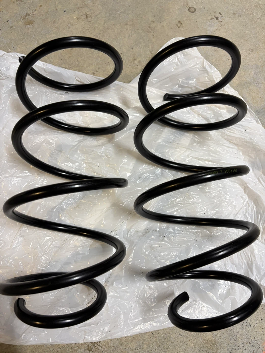 BMW Front Springs - photo 2