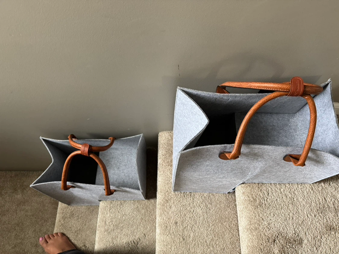 Felt totes with Faux Leather Handles for Staircase use - photo 3