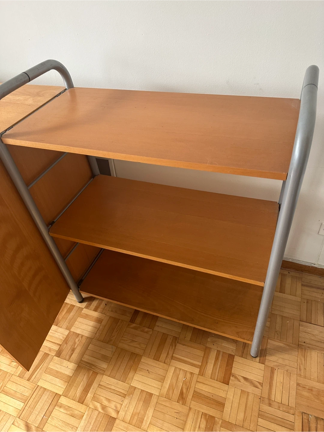 Living room shelving - photo 2
