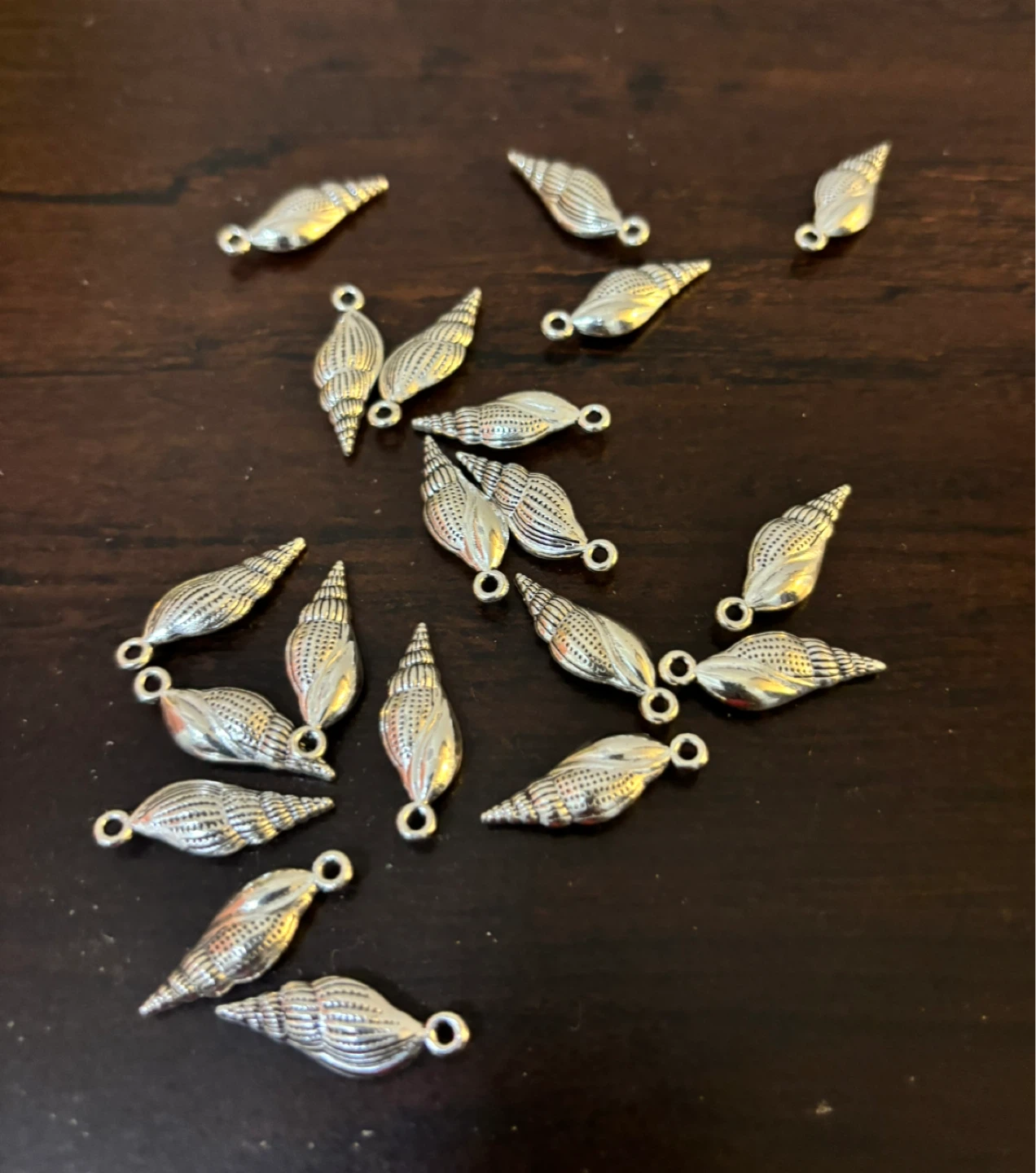 NEW-LOT of  Silver Tone Seashell Charms