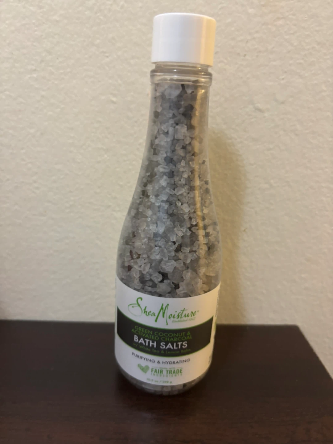 NEW-Shea Moisture Green Coconut & Activated Charcoal Bath Salts