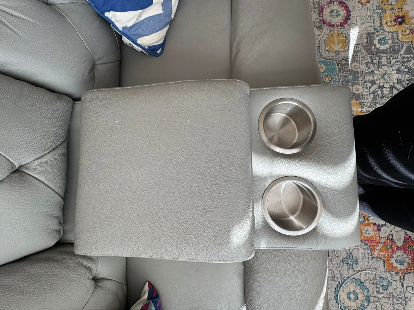 Recliners Couches - photo 3